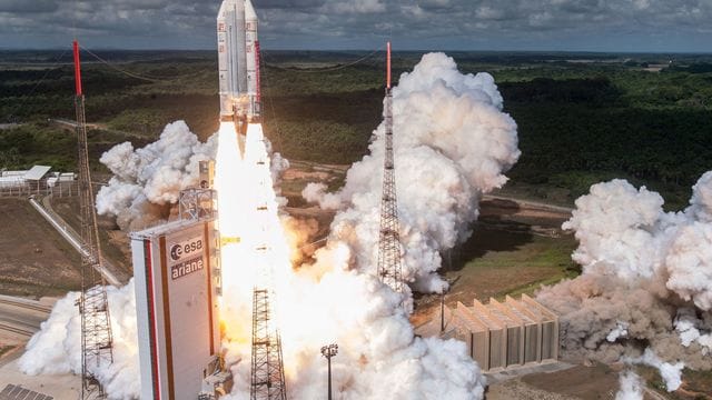 Ein Wissenschaftler soll Informationen über die Ariane-Raketen an den russischen Geheimdienst weitergegeben haben.