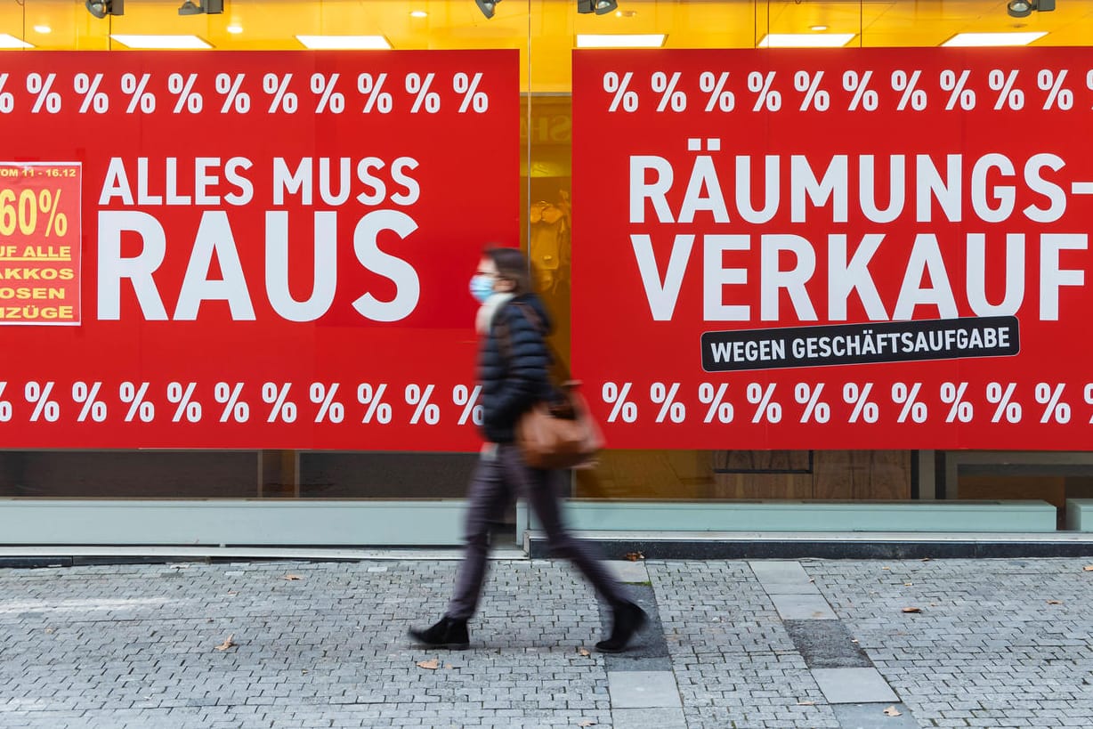 Ladensterben in Zeiten von Corona (Symbolbild): Die wirtschaftlichen Kosten der Pandemie sind erheblich. Ladensterben in Zeiten von Corona (Symbolbild): Die wirtschaftlichen Kosten der Pandemie sind erheblich.