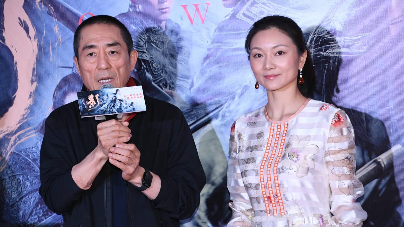 Zhang Yimou und Chen Ting bei einer Filmpremiere im September 2018.