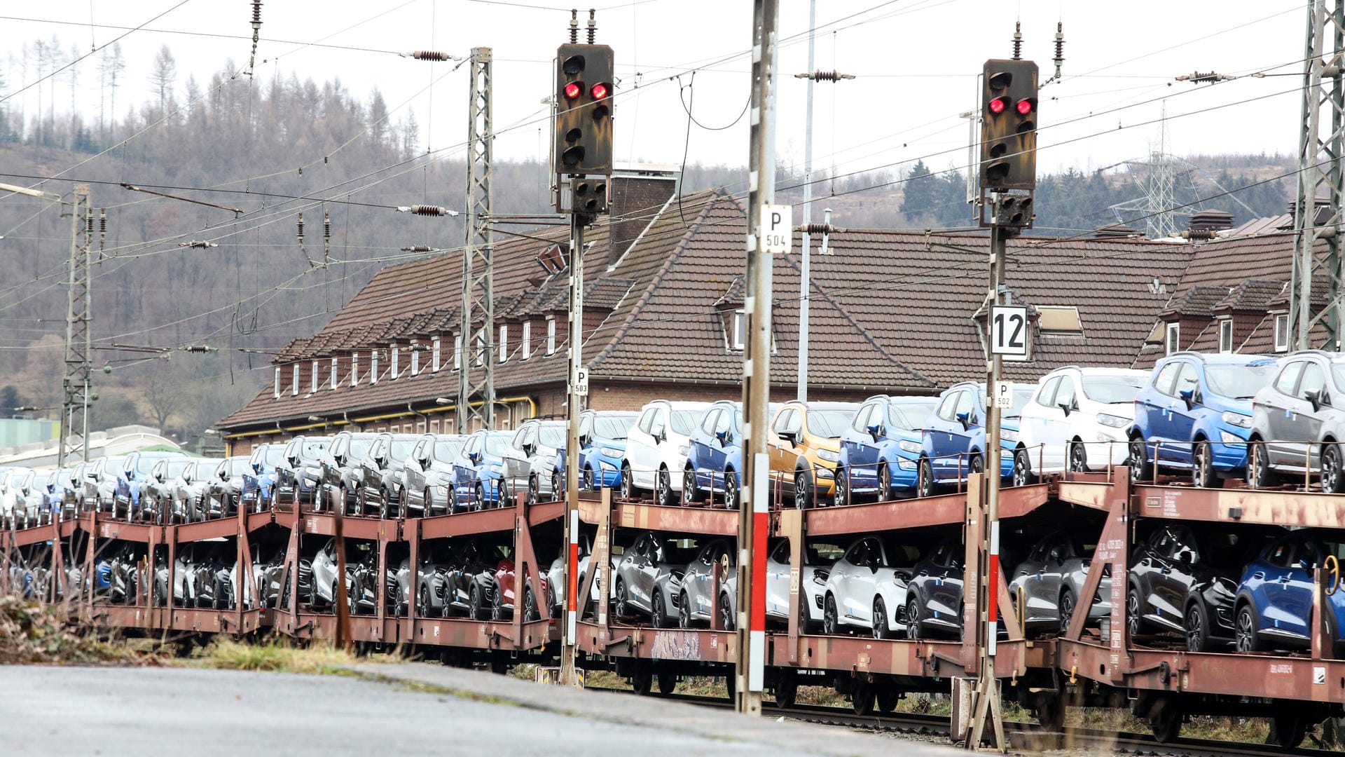 Pkw-Neuzulassungen: Die Anzahl an neu zugelassenen Wägen in der EU sinkt.