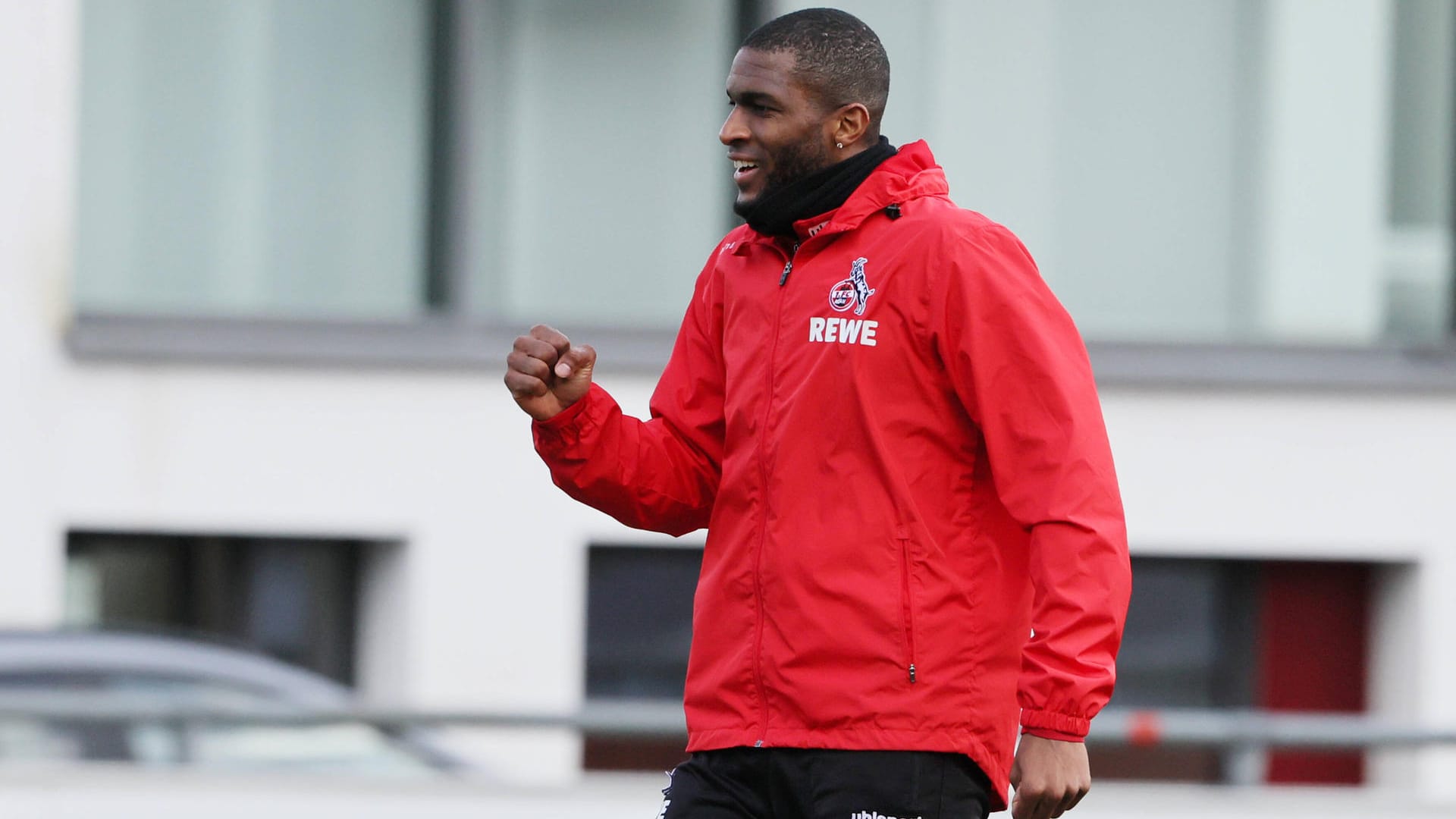 Anthony Modeste auf dem Platz: Freigetestet konnte er schon wieder mit seinen Teamkollegen vom 1. FC Köln auf dem Rasen stehen und trainieren.