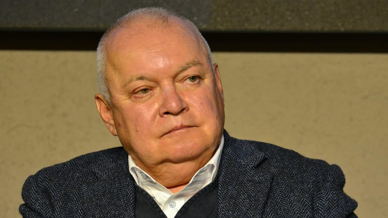 Dmitrij Kisseljow: Der "Journalist" verbreitet im Staatsfernsehen die russische Perspektive im Ukraine-Konflikt.