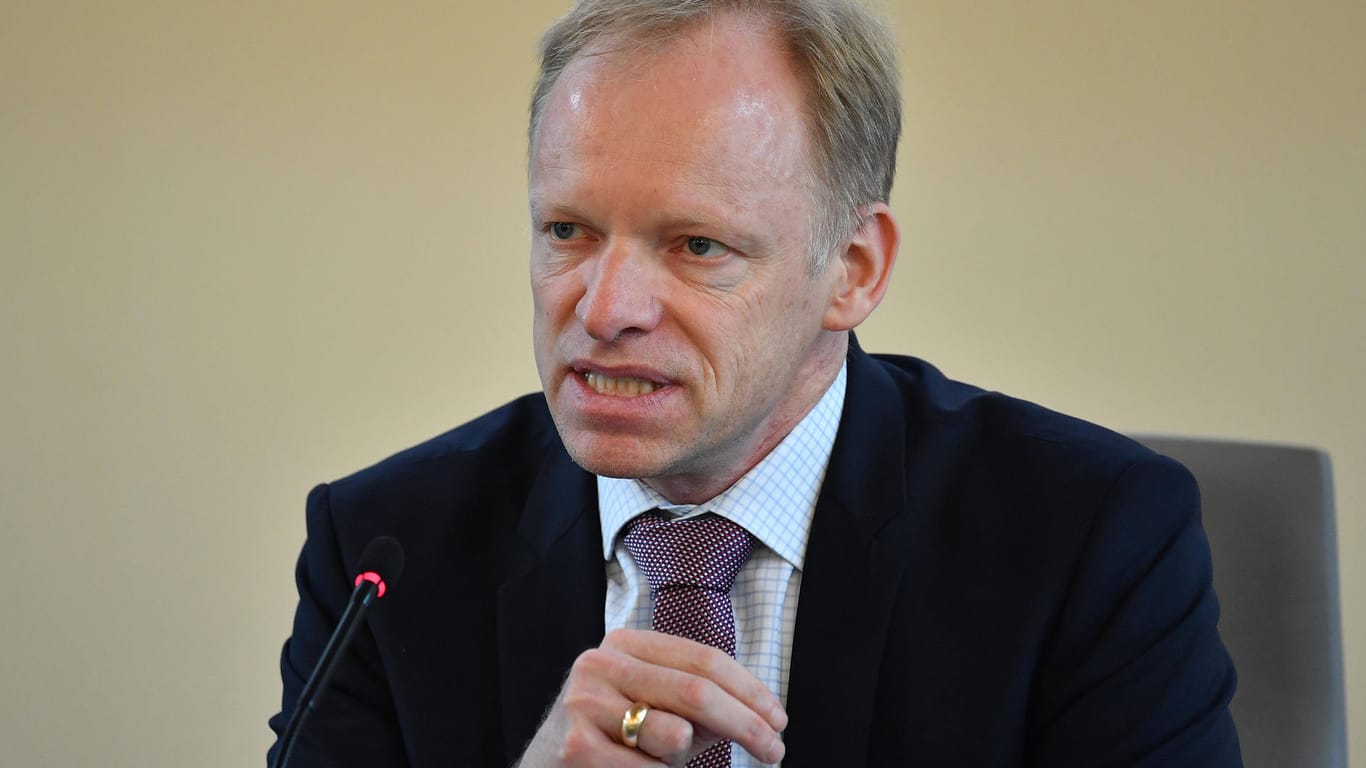 Ifo-Präsident Clemens Fuest: Sollte ein Krieg ausbrechen, könnte Inflation weiter steigen.
