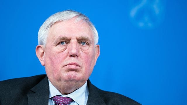 Nordrhein-Westfalens Gesundheitsminister Karl-Josef Laumann (CDU) Nordrhein-Westfalens Gesundheitsminister Karl-Josef Laumann (CDU)