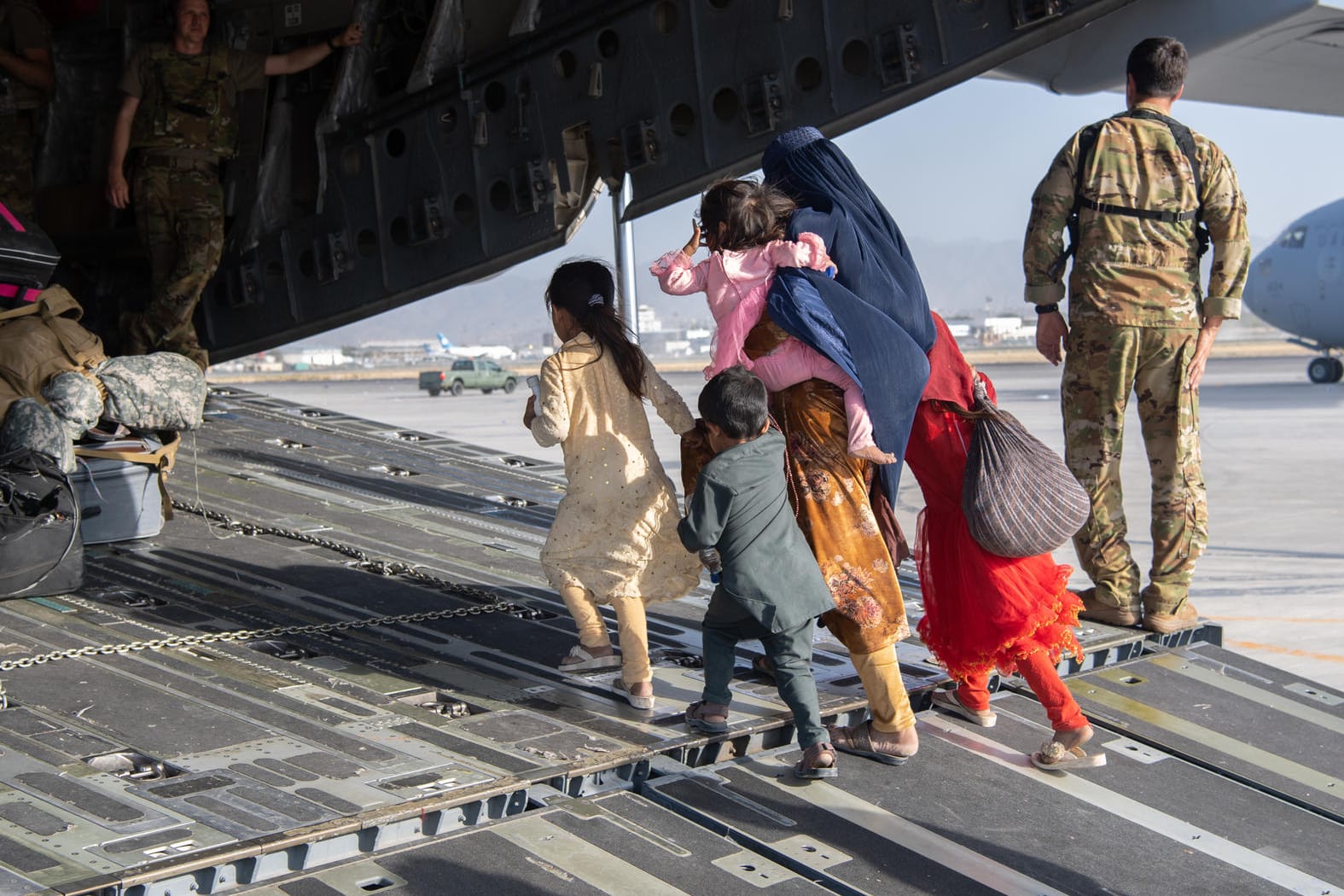 Evakuierung aus Afghanistan (Archivbild): Bis heute sind viele mit Aufnahmezusage aus Deutschland noch in Afghanistan.