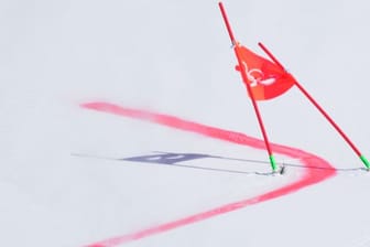 Zu viel Wind: Der alpine Mixed-Teamwettbewerb droht auszufallen.