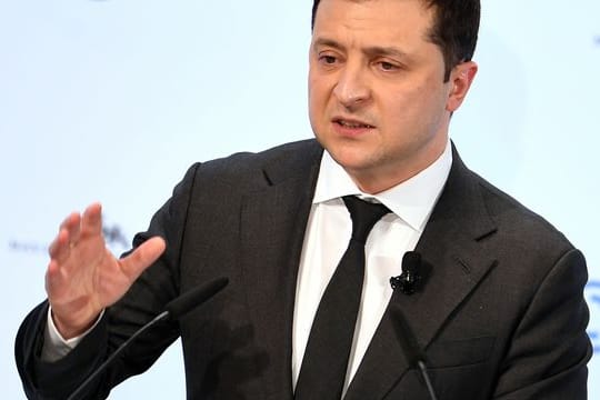 Der ukrainische Präsident Wolodymyr Selenskyj fordert mehr internationale Unterstützung für sein Land.