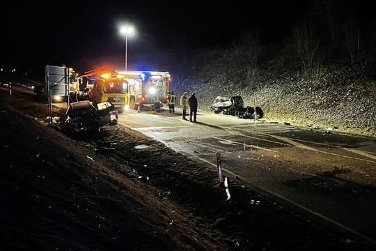 Die Unfallstelle: Bei dem schweren Verkehrsunfall im Landkreis Freudenstadt kommen drei Menschen ums Leben.