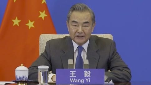 Wang Yi: Der chinesische Außenminister wurde aufgrund der Corona-Pandemie nur digital bei der Münchner Sicherheitskonferenz zugeschaltet.