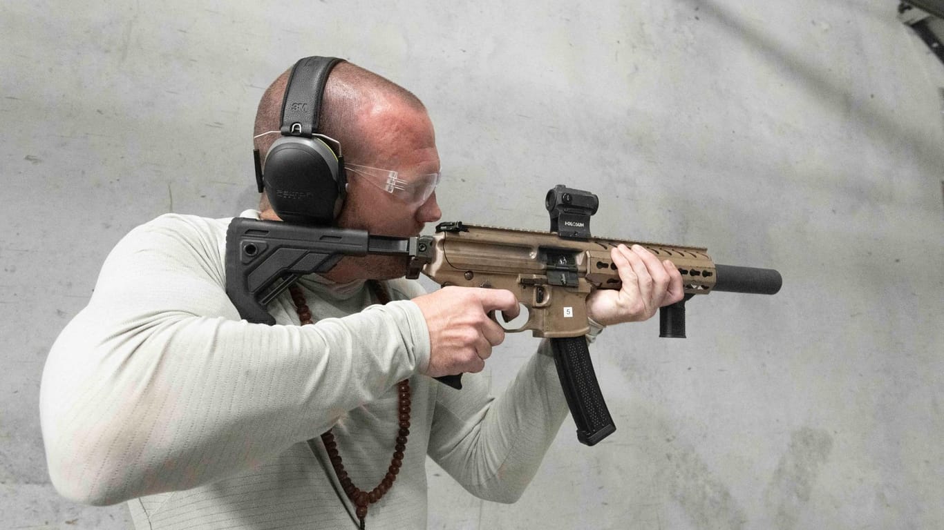 Ein Gewehr des Typs AR-15: Ein Waffenhersteller hat nun eine Kinderversion dazu auf den Markt gebracht.