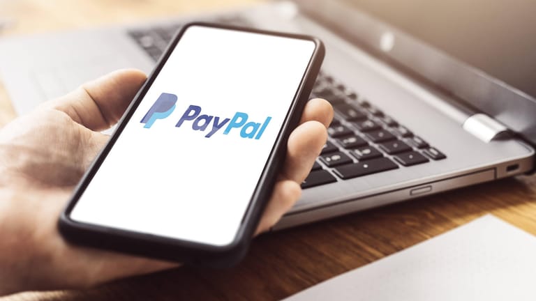 Mit PayPal zahlen (Symbolbild): Eine neue Software beunruhigt Experten.