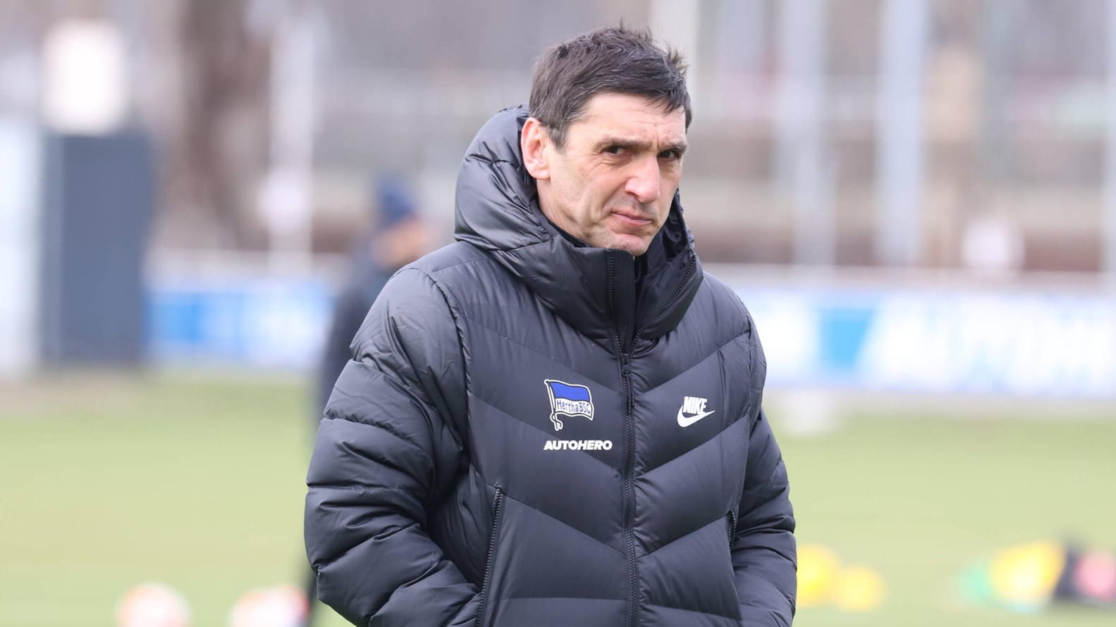 Erlebt aktuell keine einfache Zeit in Berlin: Hertha-Trainer Tayfun Korkut.