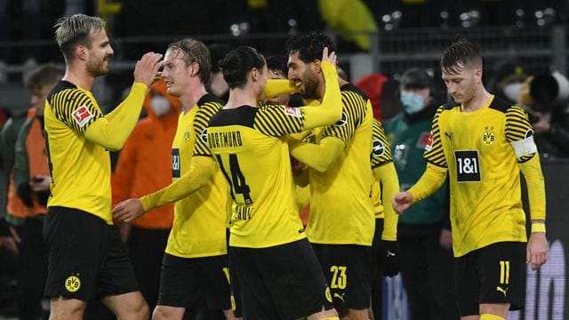 Borussia Dortmund holte sich gegen Borussia Mönchengladbach Selbstvertrauen zurück. Borussia Dortmund holte sich gegen Borussia Mönchengladbach Selbstvertrauen zurück.