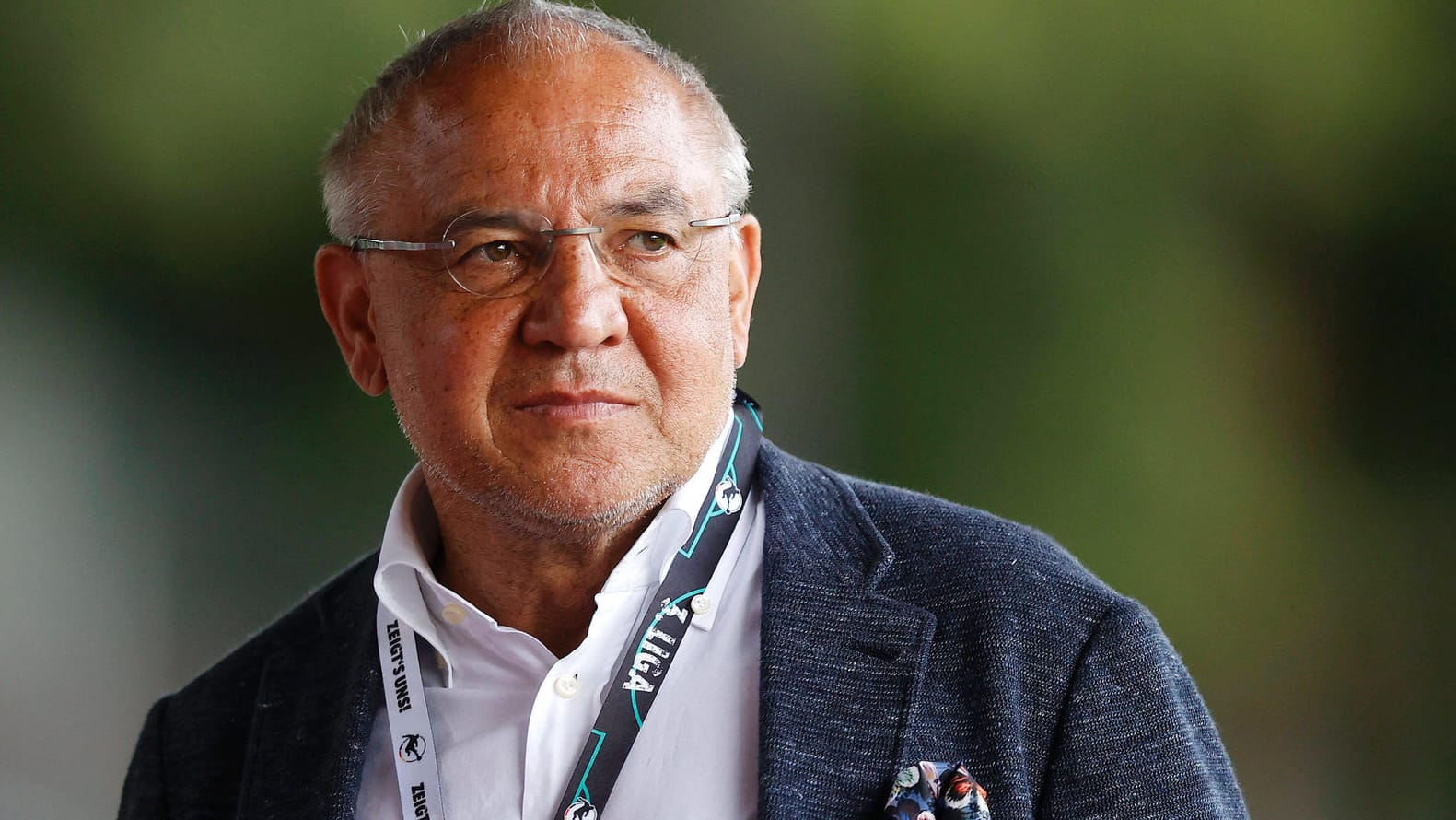 Felix Magath: Der langjährige Bundesligatrainer denkt an ein Comeback.