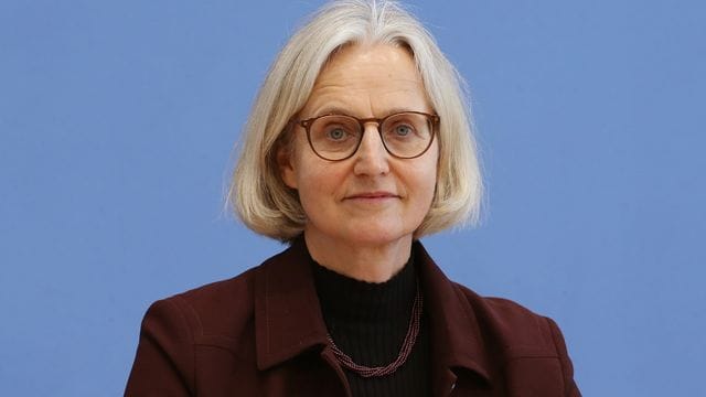 Christiane Hoffmann legt mit "Alles, was wir nicht erinnern" ein sehr persönliches Buch vor.