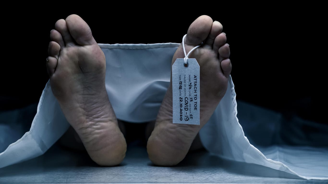 Corona-Toter (Symbolfoto): Eine neue Studie zeigt jetzt, wie viele der Corona-Toten Begleiterkrankungen hatten.