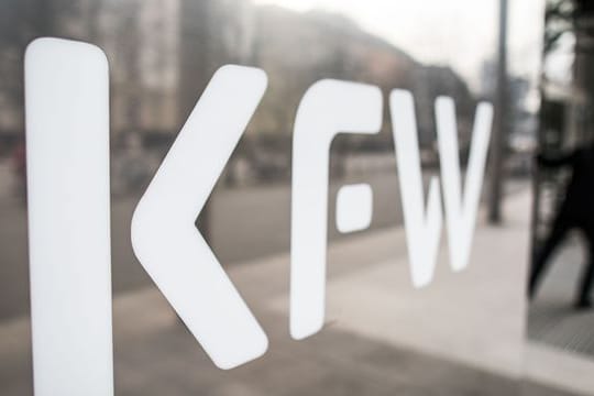 Immobilienbesitzer können ab Dienstag bei der KfW wieder Zuschüsse für energieeffizientes Sanieren beantragen.