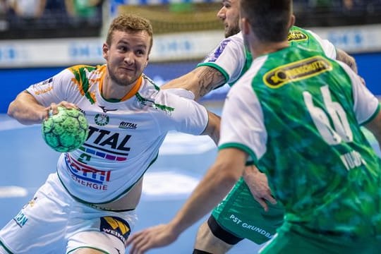 Handball-Profi Alexander Feld von HSG Wetzlar muss die Saison aufgrund eines Patellasehnenabrisses sowie Kreuzbandrisses vorzeitig beenden.