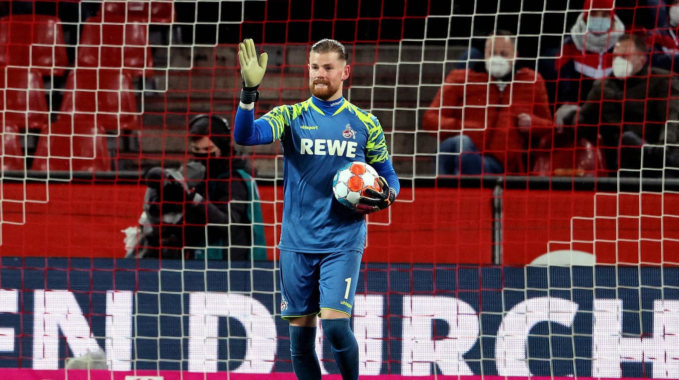Timo Horn beim Spiel des 1. FC Köln gegen Eintracht Frankfurt: Trotz gelungenem Comeback will der Torhüter einen Transfer nicht ausschließen.