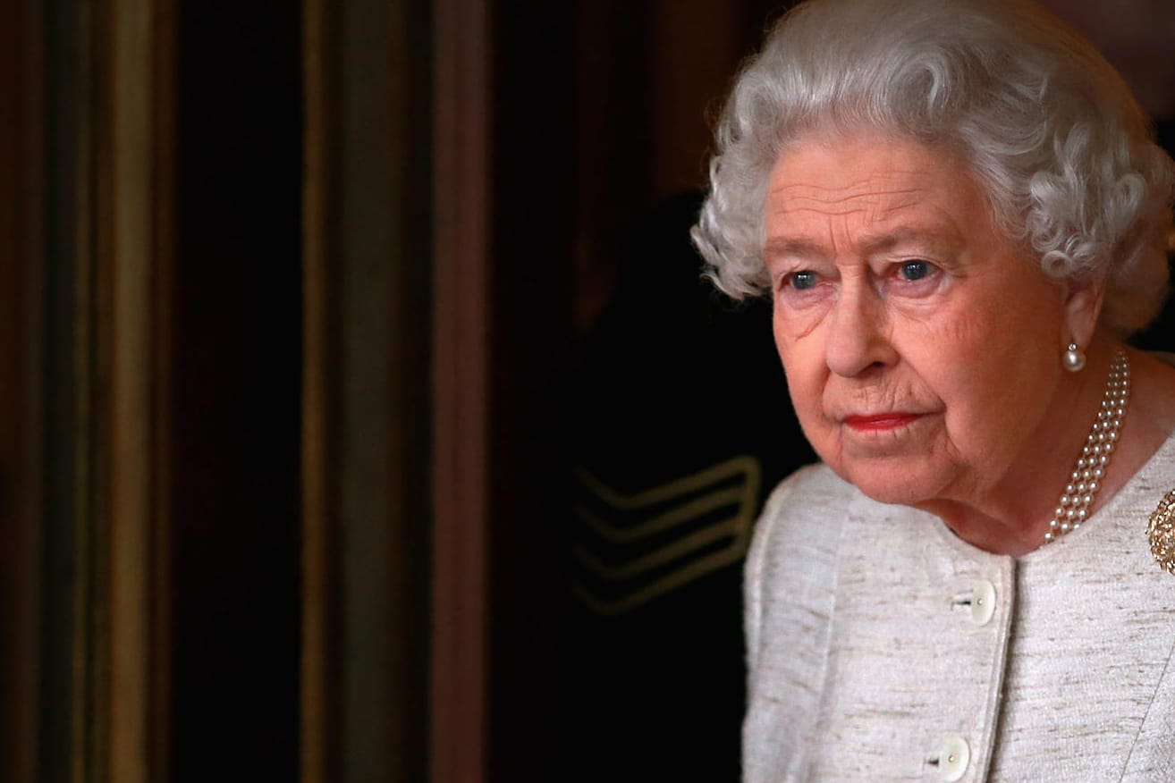 Queen Elizabeth II.: Die britische Königin ist positiv auf das Coronavirus getestet worden.