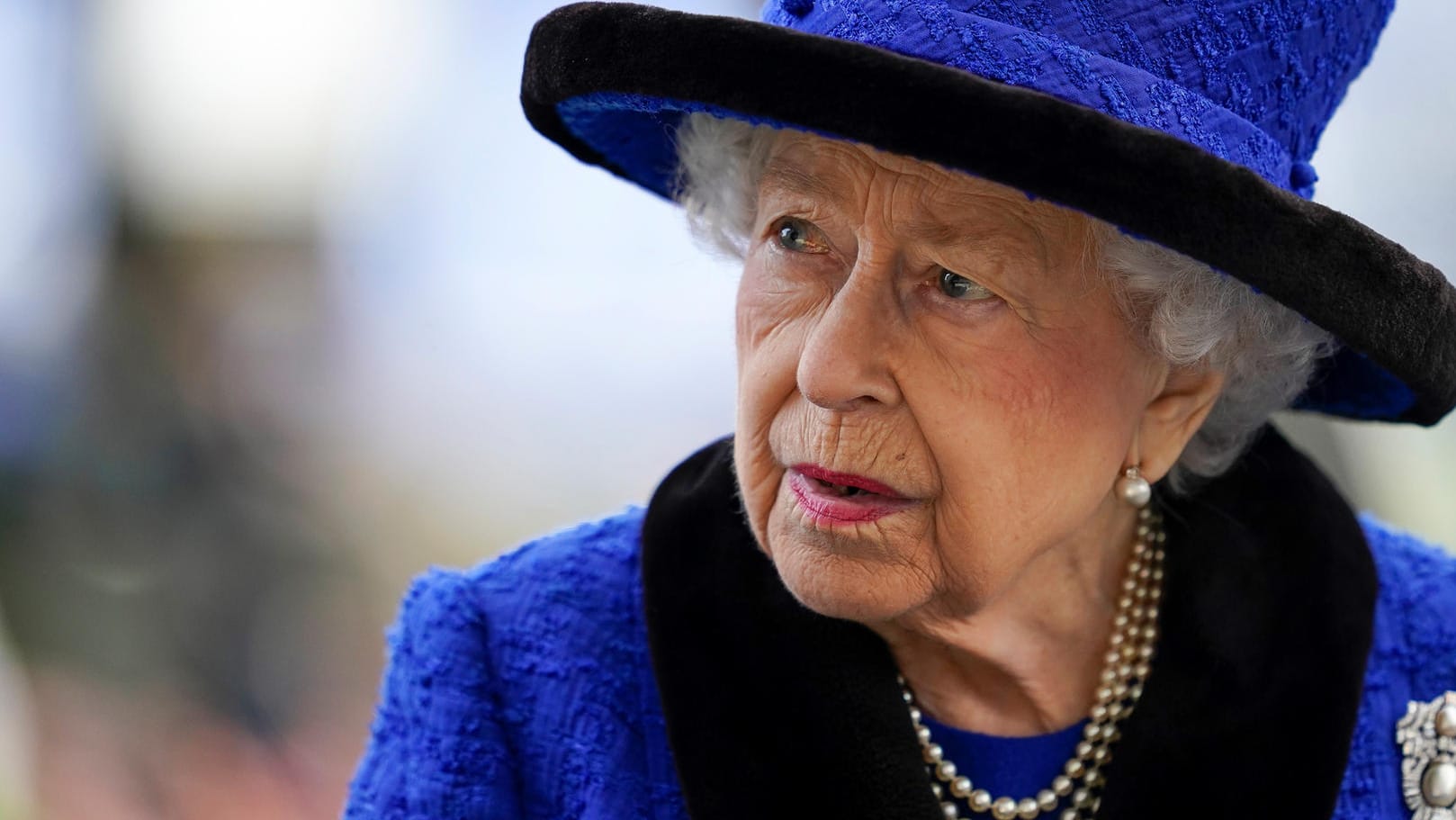 Queen Elizabeth II.: Sie hat sich mit dem Coronavirus infiziert.