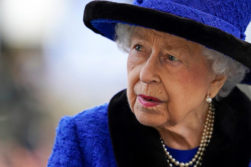 Queen Elizabeth II.: Sie hat sich mit dem Coronavirus infiziert.