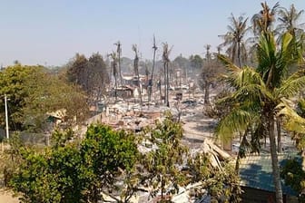 Mwe Tone war eines von zwei Dörfern, die nach Angaben von myanmarischen Nachrichtenagenturen Ende Januar von Soldaten niedergebrannt wurden.