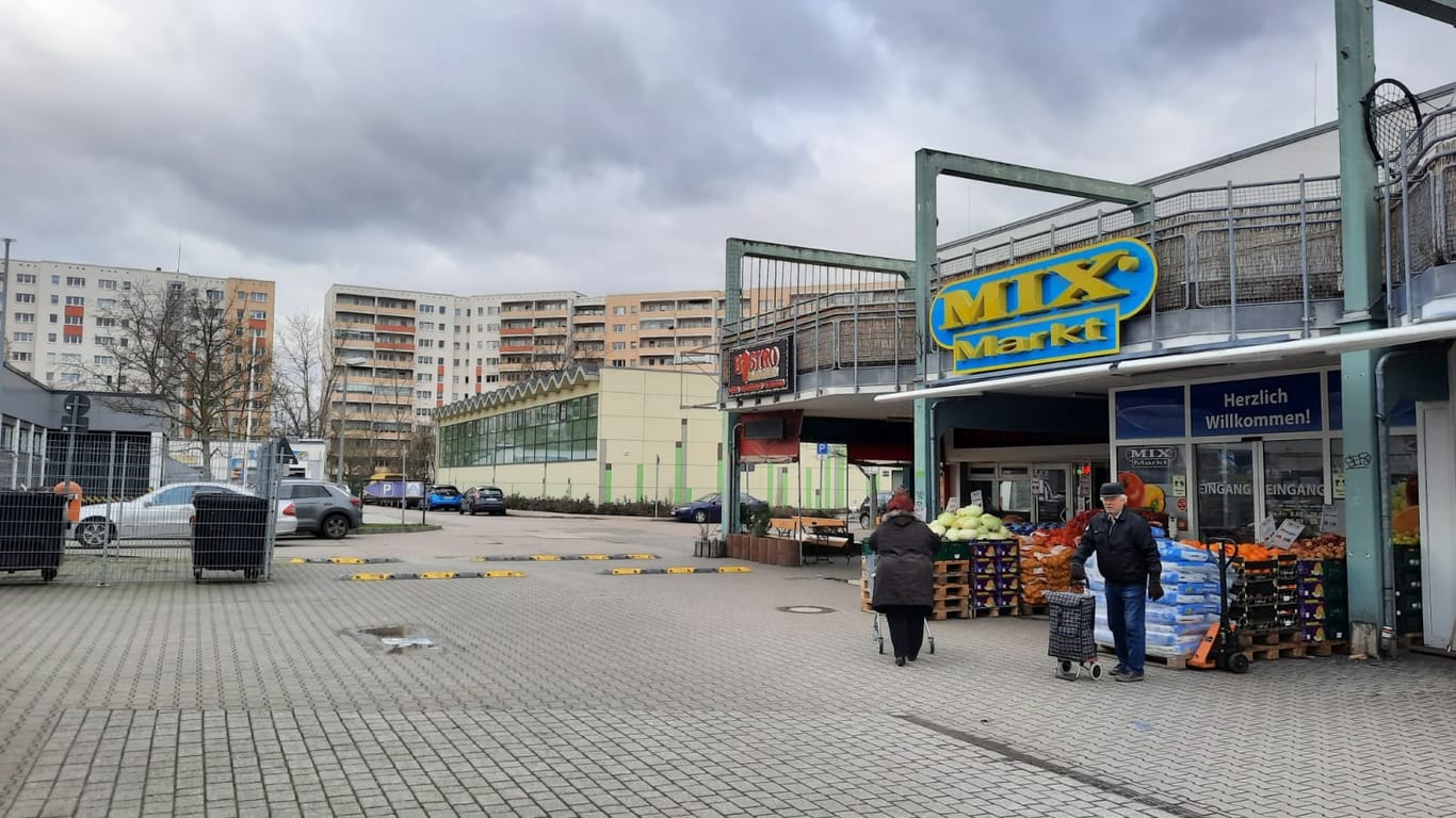 Blick auf den Mix-Markt in Berlin-Marzahn: Hier wollte sich niemand zur aktuellen Situation äußern.