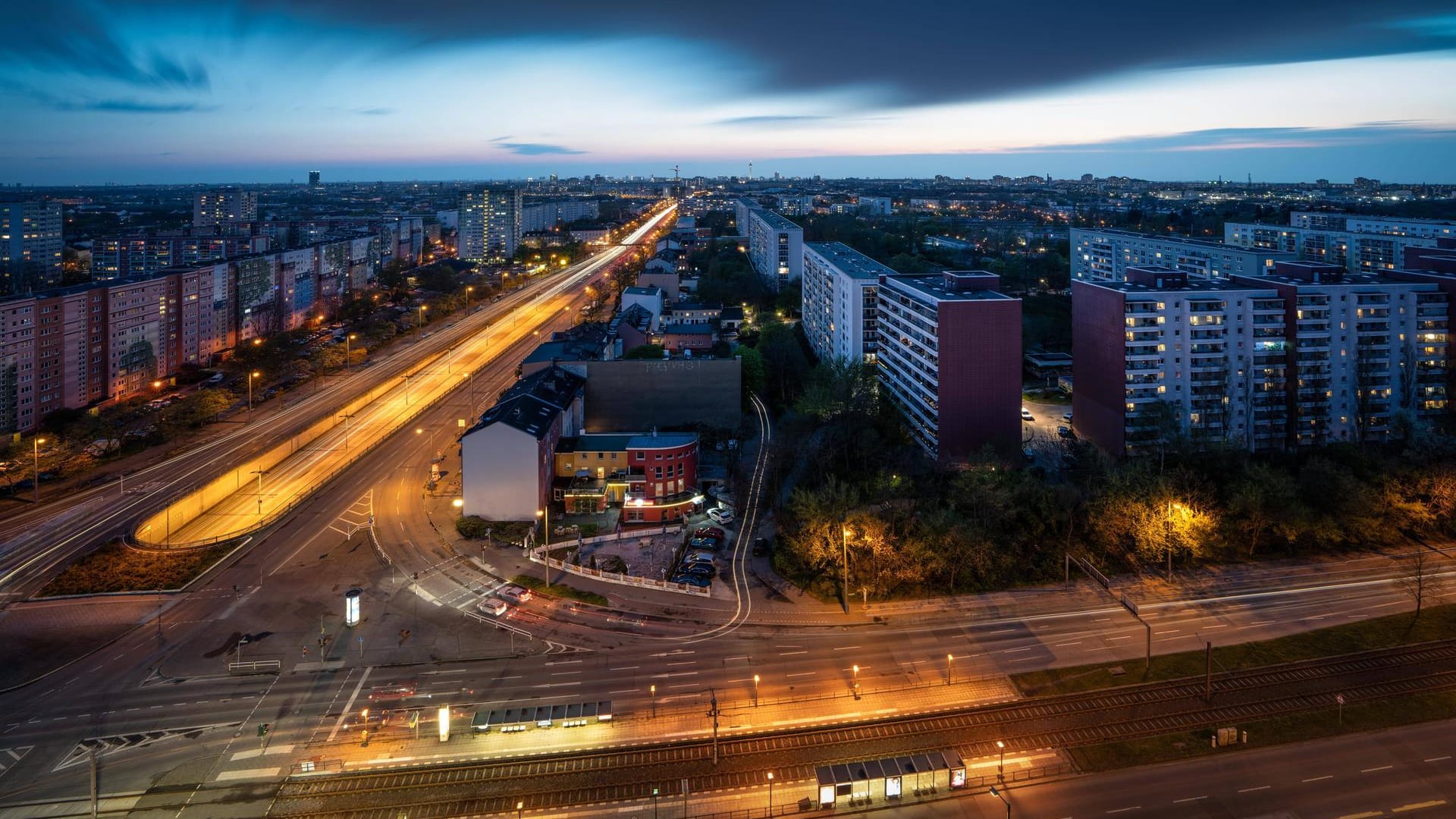 Abend in Lichtenberg (Symbolfoto): In dem Kiez blieb in der Nacht der Strom weg. Abend in Lichtenberg (Symbolfoto): In dem Kiez blieb in der Nacht der Strom weg.