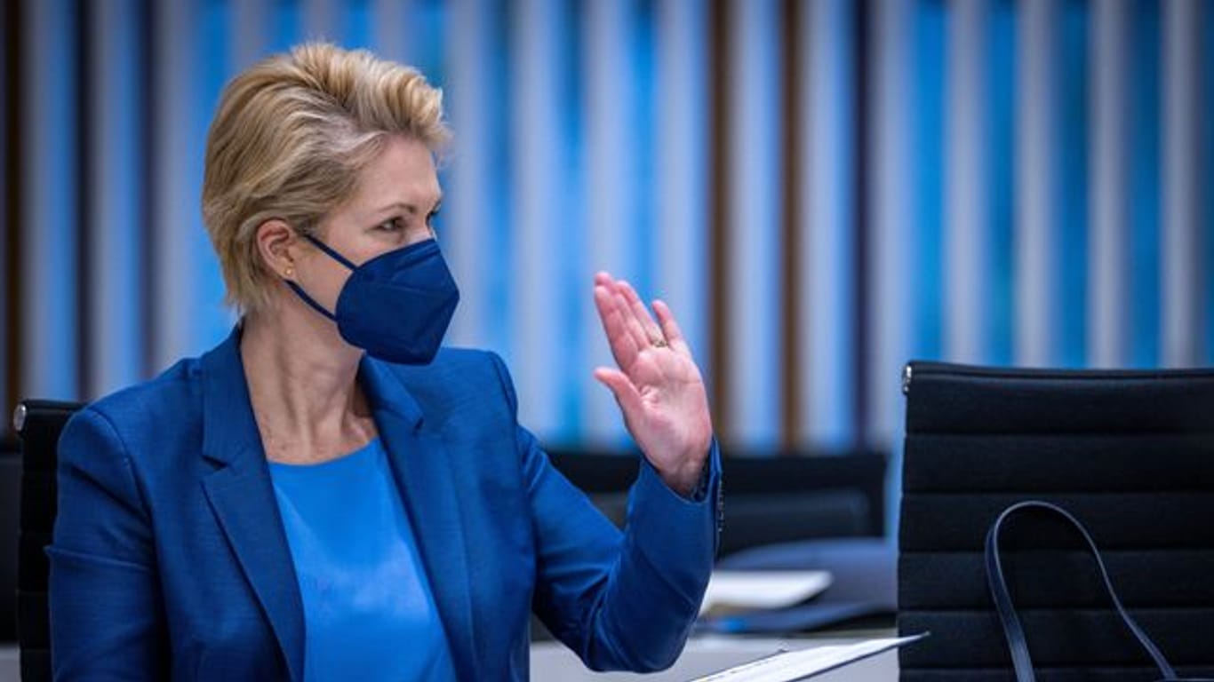 Manuela Schwesig zog wegen einer Verbal-Attacke von Hamburgs CDU-Vorsitzendem Christoph Ploß vor Gericht.