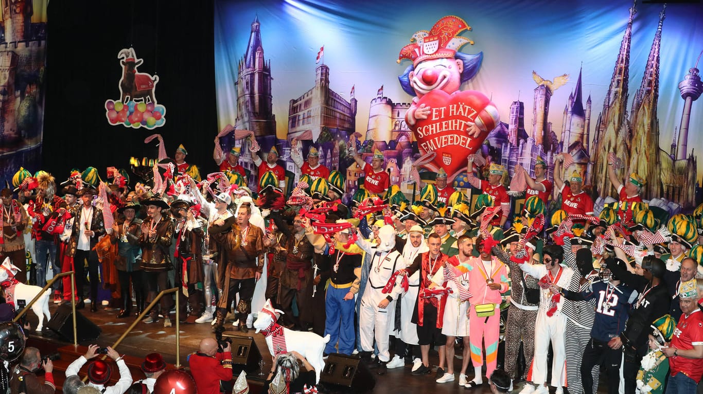Karnevalssitzung des 1. FC Köln im Maritim Hotel: Mit 35 Euro pro Karte kommen Veranstaltungen bei 500 Gästen auf Einnahmen von gerade einmal 17.500 Euro.