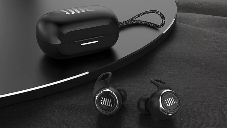 In-Ear-Bluetooth-Kopfhörer im Test: Die Stiftung Warentest prüft Earbuds von JBL, Sennheiser, Apple und Co.