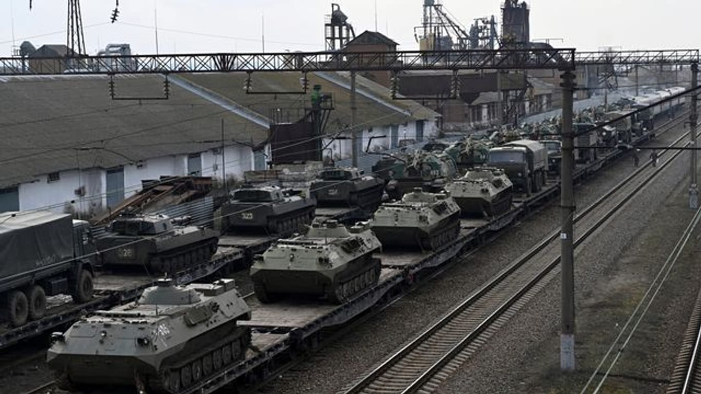 Russische gepanzerte Fahrzeuge