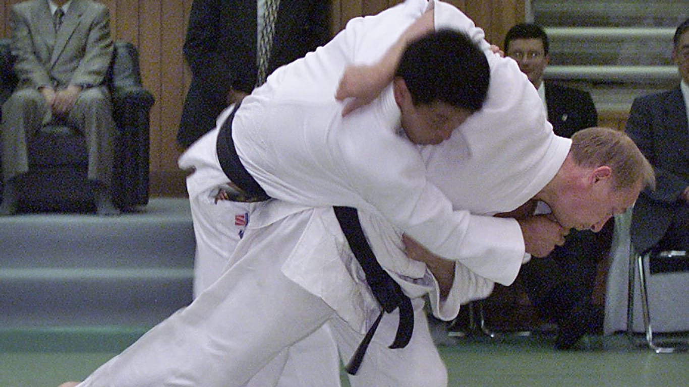 5. September 2000 in Tokio: Putin wirft einen japanischen Judoka auf die Matte.