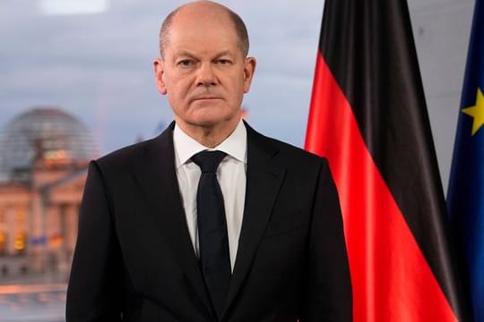 Kanzler Olaf Scholz betont die Entschlossenheit der Nato im Krieg zwischen Russland und der Ukraine.