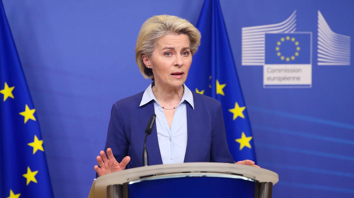 Ursula von der Leyen: "Wir verurteilen diesen barbarischen Angriff."