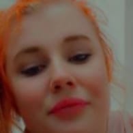 Immer noch vermisst: Die 14-jährige Clara W. Die Polizei vermutet sie noch immer im Raum Köln, jetzt mit orangefarbenen Haaren, und bittet um Mithilfe.