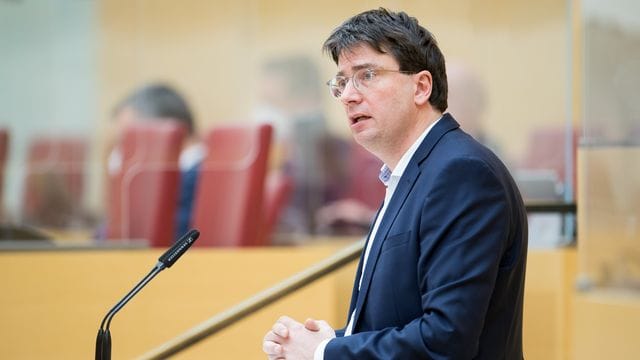 Florian von Brunn Florian von Brunn
