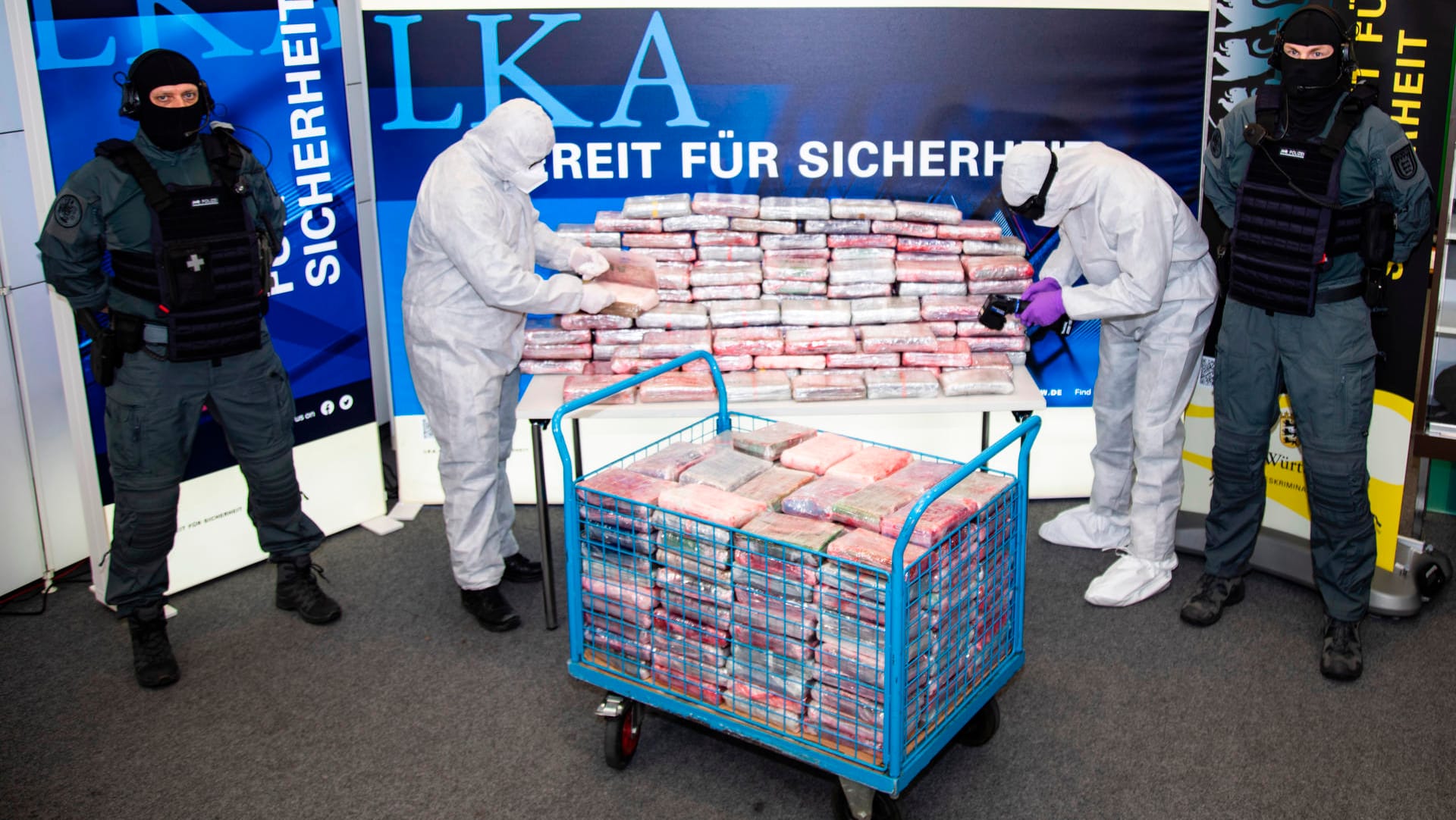 Kokainstapel im Wert von 20 Millionen Euro: Die Drogen wurden zwischen Bananen entdeckt.