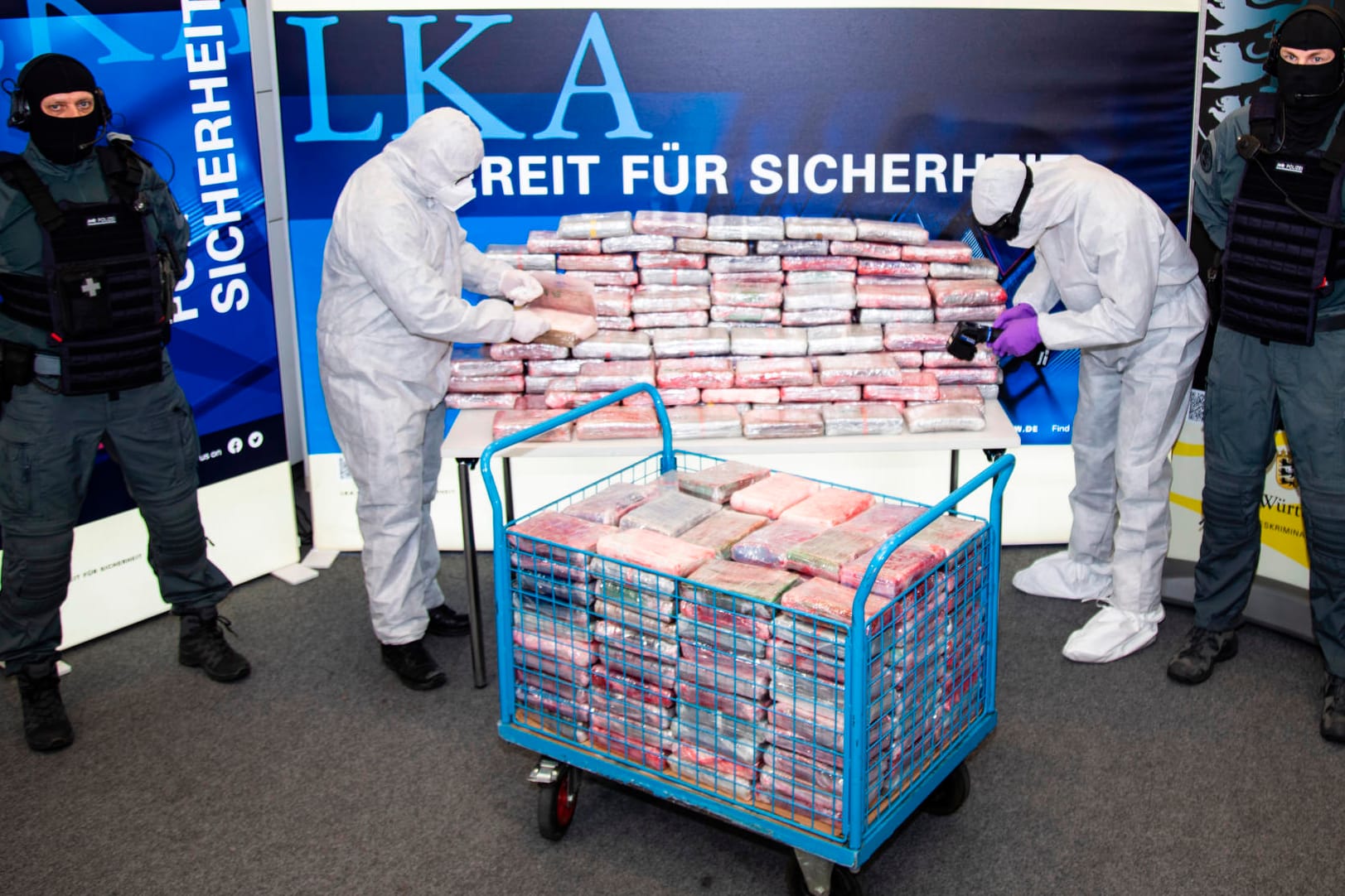 Kokainstapel im Wert von 20 Millionen Euro: Die Drogen wurden zwischen Bananen entdeckt.