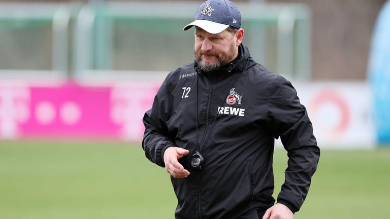 Kölns Trainer Steffen Baumgart (Archivbild): Es ist viel los vor dem Bundesligaspiel gegen Greuther Fürth.