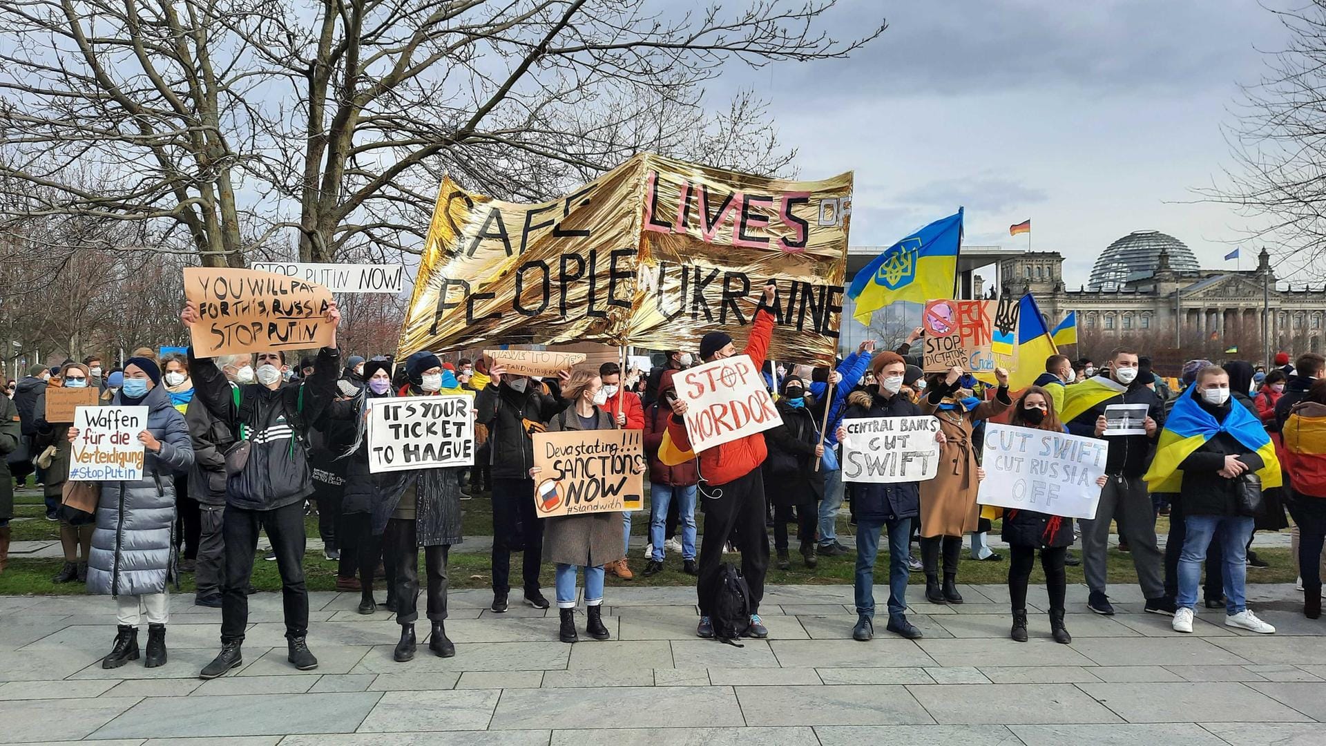 Der Krieg beschäftigt Tausende in Berlin.