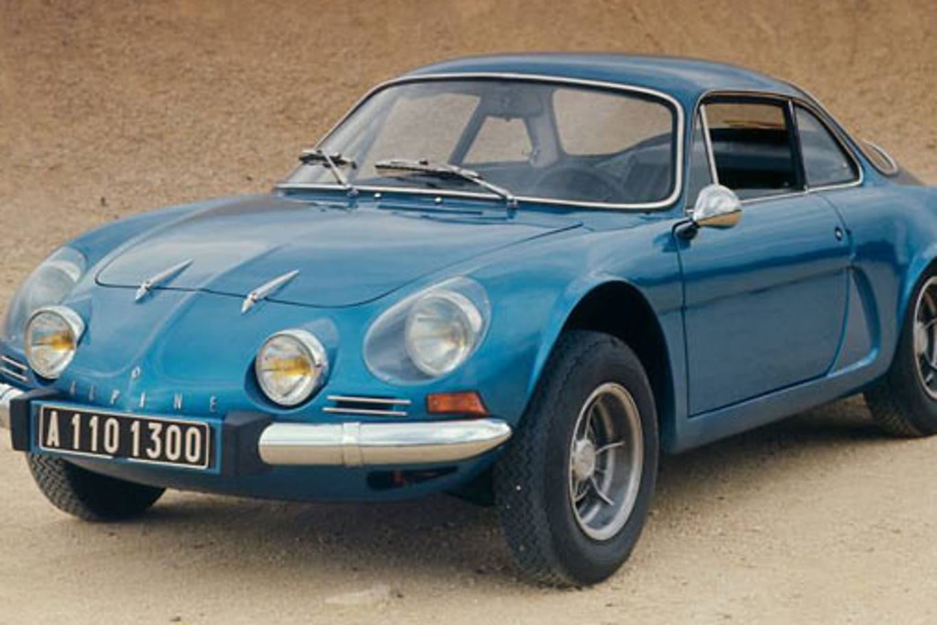 Das Original: 1963 kam der berühmte Alpine A110 erstmals auf den Markt. Er ist der Sportwagen Frankreichs schlechthin.