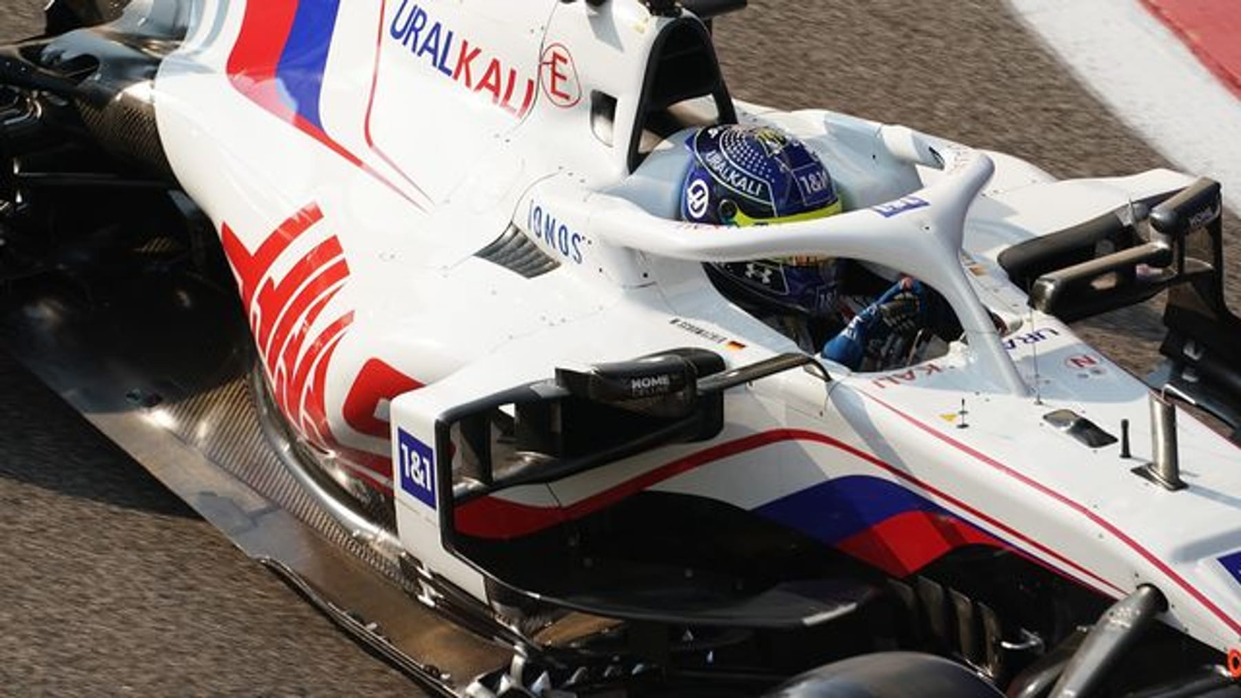 Formel 1 Schumacher-Rennstall ohne Werbung für russische Sponsoren
