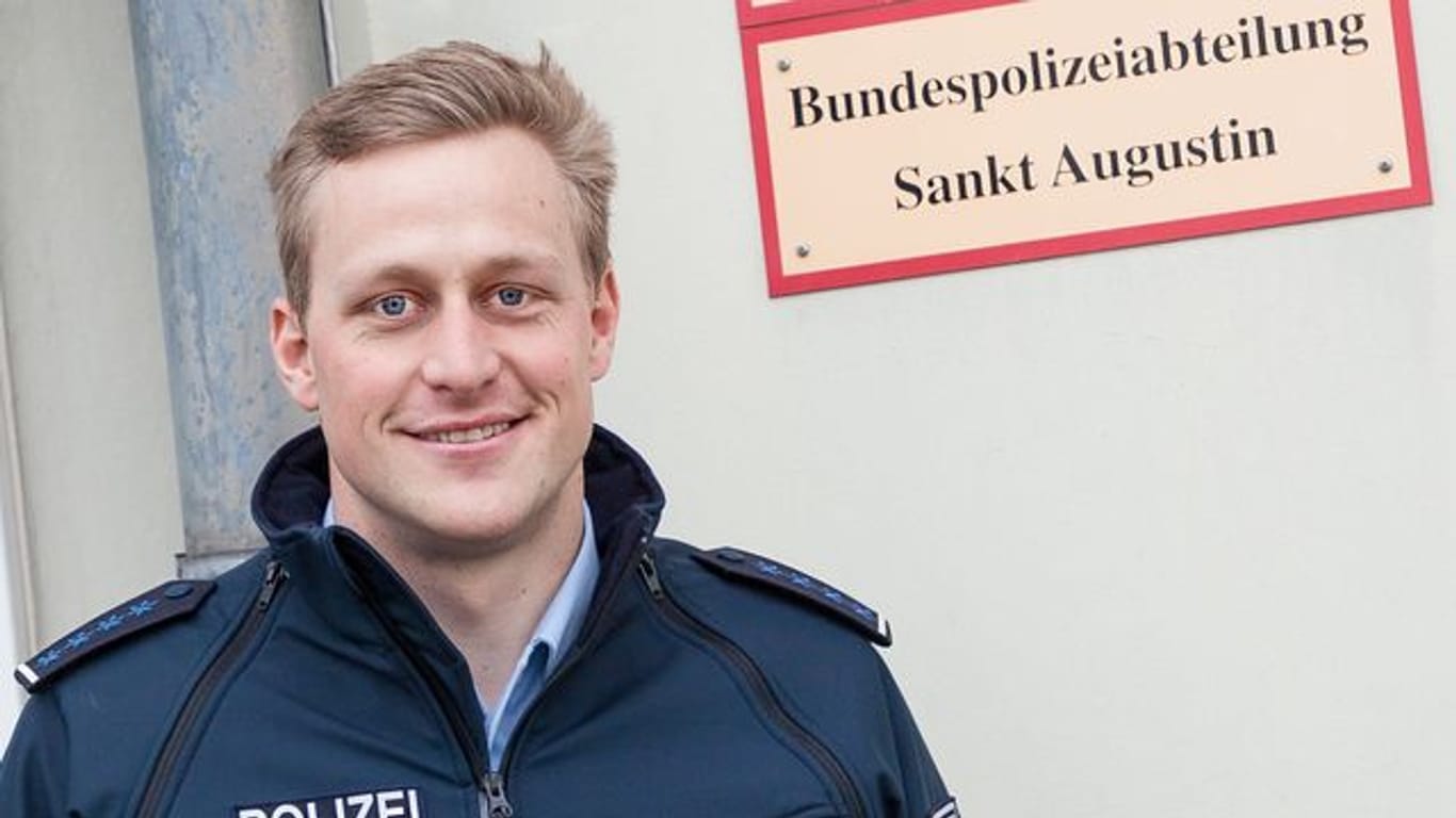 Max Rendschmidt ist erfolgreicher Rennkanute - und Polizeihauptmeister.