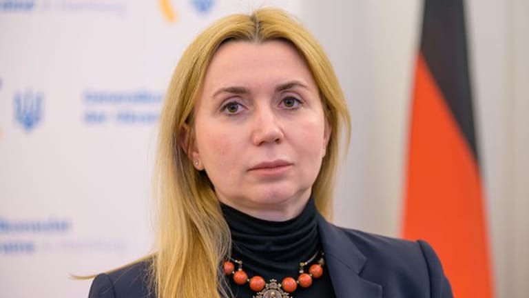 Ukrainische Generalkonsulin Iryna Tybinka
