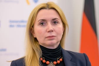 Ukrainische Generalkonsulin Iryna Tybinka