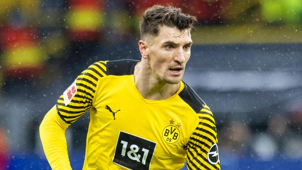 Thomas Meunier: Der BVB-Profi droht erneut auszufallen, verpasste zuletzt bereits die Liga-Spiele gegen Union und Gladbach wegen einer Blessur. Thomas Meunier: Der BVB-Profi droht erneut auszufallen, verpasste zuletzt bereits die Liga-Spiele gegen Union und Gladbach wegen einer Blessur.