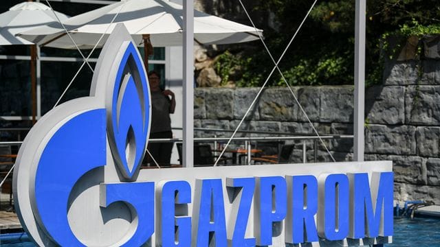 Der russische Staatskonzern Gazprom ist ein Premiumsponsor der UEFA. Der russische Staatskonzern Gazprom ist ein Premiumsponsor der UEFA.