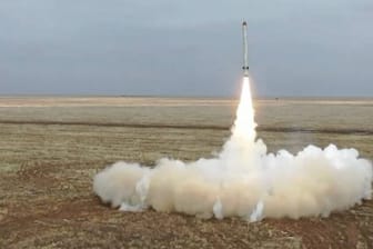 Abschuss einer interkontinentalen Iskander. Die Rakete ist Teil des russischen Atomwaffenarsenals.